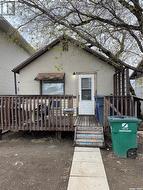 213 N AVENUE N  Saskatoon, SK S7L 2T2