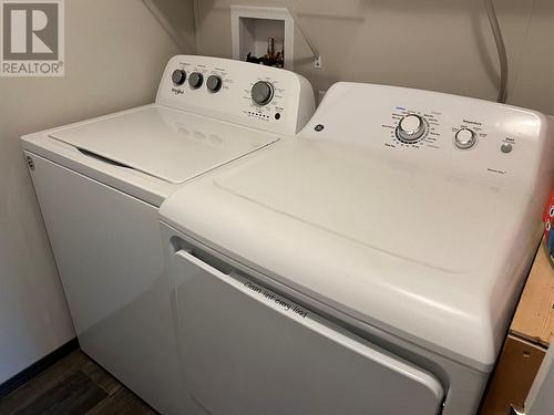 5822 97 Highway, Dawson Creek, BC - Indoor Photo Showing Laundry Room