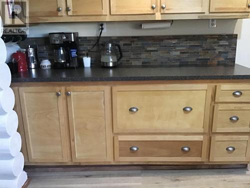 5822 97 Highway, Dawson Creek, BC - Indoor Photo Showing Kitchen