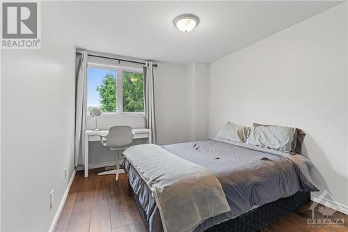 1740 Lafrance Drive, Ottawa, ON - Indoor Photo Showing Bedroom