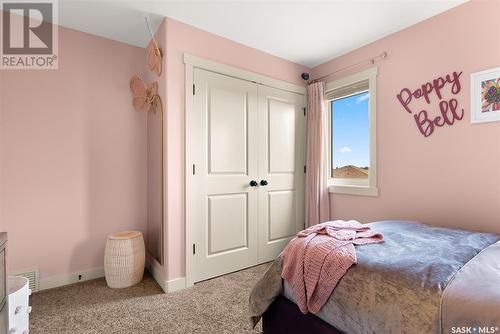 18 Cumberland Bay, White City, SK - Indoor Photo Showing Bedroom