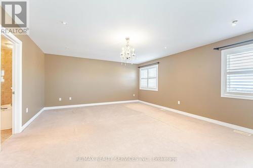 21 Crown Drive, Brampton, ON - Indoor Photo Showing Other Room