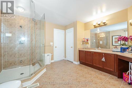 21 Crown Drive, Brampton (Vales Of Castlemore), ON - Indoor Photo Showing Bathroom