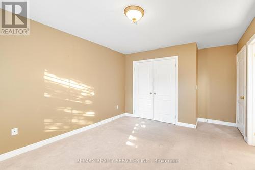 21 Crown Drive, Brampton, ON - Indoor Photo Showing Other Room