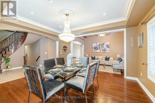 21 Crown Drive, Brampton, ON - Indoor Photo Showing Dining Room