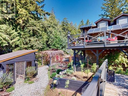 1900 Vancouver Blvd, Savary Island, BC - Outdoor With Deck Patio Veranda