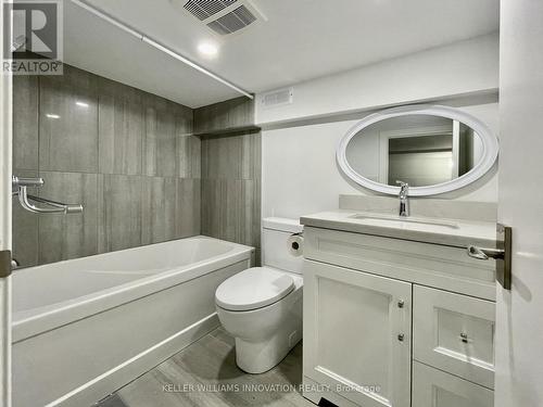 1 Edward Street, Hamilton (Gibson), ON - Indoor Photo Showing Bathroom