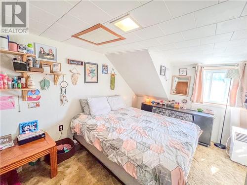 10 Dupont Street, Little Current, ON - Indoor Photo Showing Bedroom