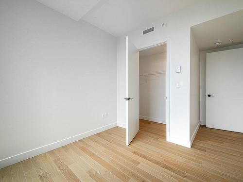 Bedroom - 3501-1245 Rue De Bleury, Montréal (Ville-Marie), QC - Indoor Photo Showing Other Room