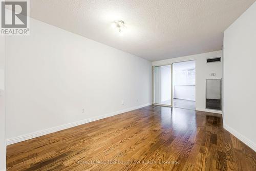 407 - 1055 Bay Street, Toronto (Bay Street Corridor), ON - Indoor Photo Showing Other Room