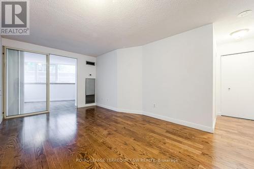 407 - 1055 Bay Street, Toronto (Bay Street Corridor), ON - Indoor Photo Showing Other Room