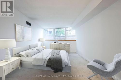 407 - 1055 Bay Street, Toronto (Bay Street Corridor), ON - Indoor Photo Showing Bedroom