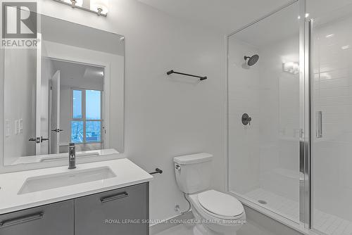 623 - 2300 St Clair Avenue W, Toronto (Junction Area), ON - Indoor Photo Showing Bathroom