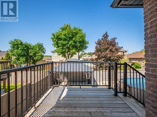 258 Livingstone Street E, Barrie (Little Lake), ON - Outdoor With Exterior