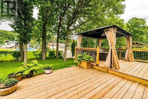 24 Mary Hill Crescent, Richmond, ON - Outdoor With Deck Patio Veranda