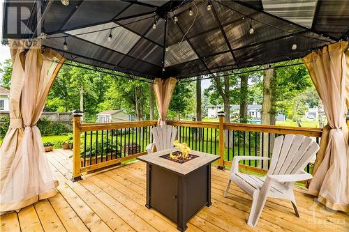 24 Mary Hill Crescent, Richmond, ON - Outdoor With Deck Patio Veranda With Exterior