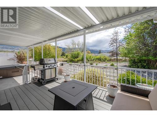 351 Warren Avenue W Unit# 4, Penticton, BC - Outdoor With Deck Patio Veranda With Exterior