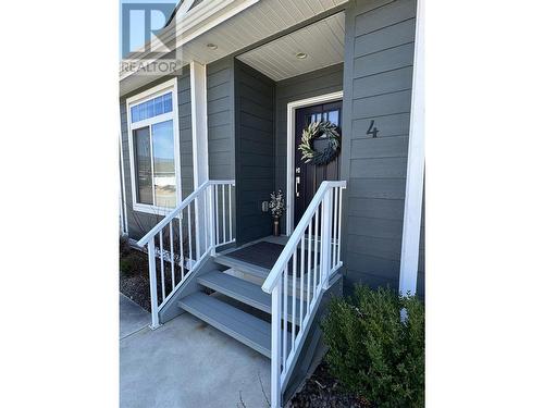 351 Warren Avenue W Unit# 4, Penticton, BC - Outdoor With Deck Patio Veranda