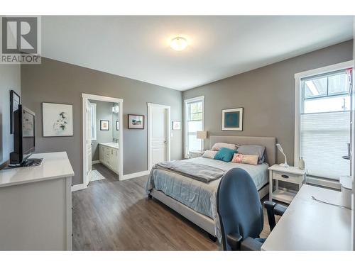 351 Warren Avenue W Unit# 4, Penticton, BC - Indoor Photo Showing Bedroom