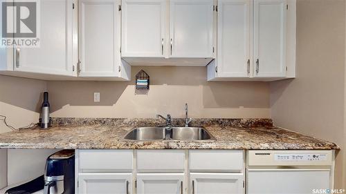 1438 Connaught Street, Regina, SK - Indoor Photo Showing Kitchen With Double Sink