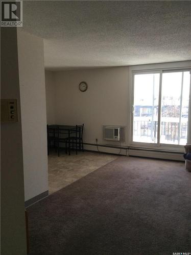 41 43 Centennial Street, Regina, SK - Indoor Photo Showing Other Room