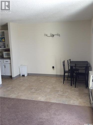 41 43 Centennial Street, Regina, SK - Indoor