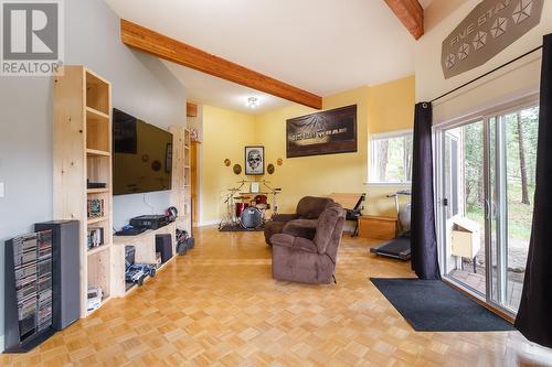 10789 Pinecrest Road, Vernon, BC - Indoor