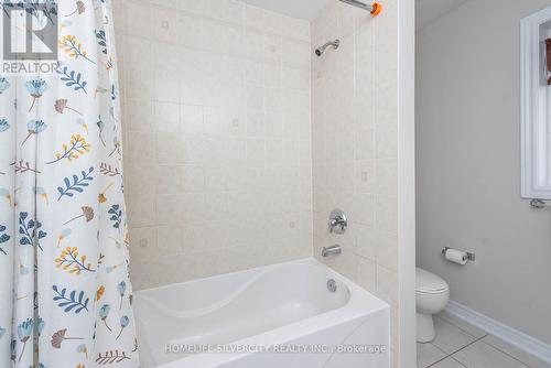 50 Begonia Crescent, Brampton (Northwest Sandalwood Parkway), ON - Indoor Photo Showing Bathroom