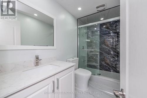 50 Begonia Crescent, Brampton (Northwest Sandalwood Parkway), ON - Indoor Photo Showing Bathroom