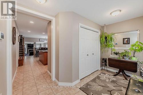 39 Ingram Drive, Guelph (Waverley), ON - Indoor Photo Showing Other Room