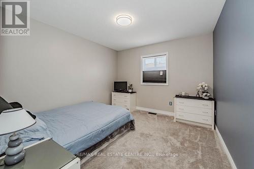 39 Ingram Drive, Guelph (Waverley), ON - Indoor Photo Showing Bedroom