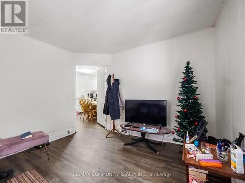 4769 Mcdougall Crescent, Niagara Falls, ON - Indoor Photo Showing Other Room