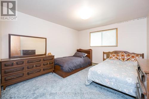 20 Tall Pines Drive, Tiny, ON - Indoor Photo Showing Bedroom