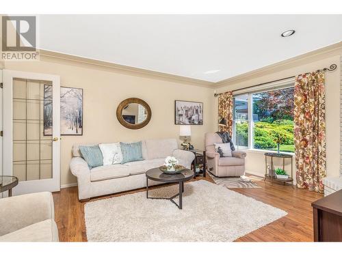 1220 25 Avenue Unit# 42, Vernon, BC - Indoor Photo Showing Living Room