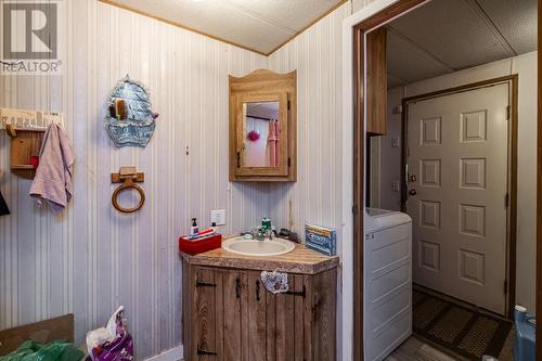 3962 Weisbrod Road, Prince George, BC - Indoor Photo Showing Bathroom