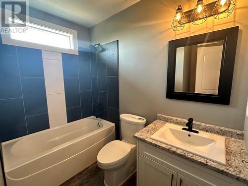 1541 Loran Drive, Dawson Creek, BC - Indoor Photo Showing Bathroom