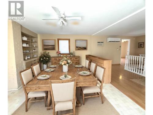 6489 Okanagan Street, Oliver, BC - Indoor Photo Showing Dining Room