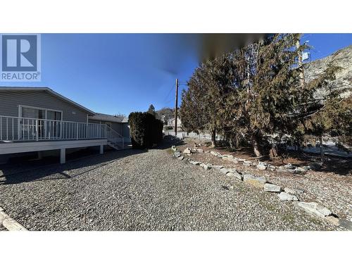 6489 Okanagan Street, Oliver, BC - Outdoor