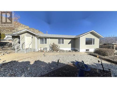 6489 Okanagan Street, Oliver, BC - Outdoor