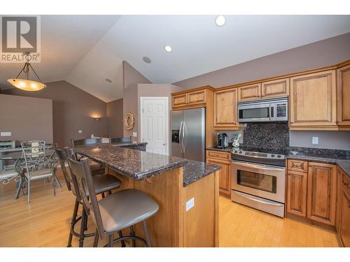 7701 Okanagan Landing Road Unit# 8, Vernon, BC - Indoor Photo Showing Kitchen