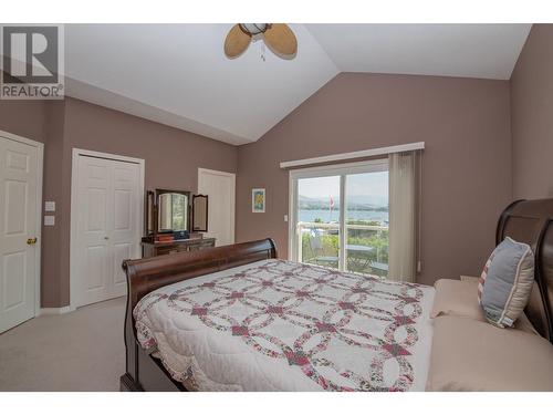 7701 Okanagan Landing Road Unit# 8, Vernon, BC - Indoor Photo Showing Bedroom