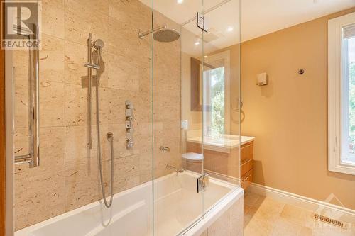 48 Springfield Road, Ottawa, ON - Indoor Photo Showing Bathroom