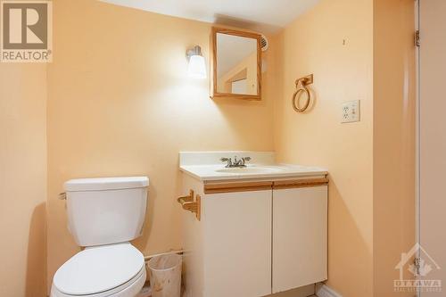 48 Springfield Road, Ottawa, ON - Indoor Photo Showing Bathroom