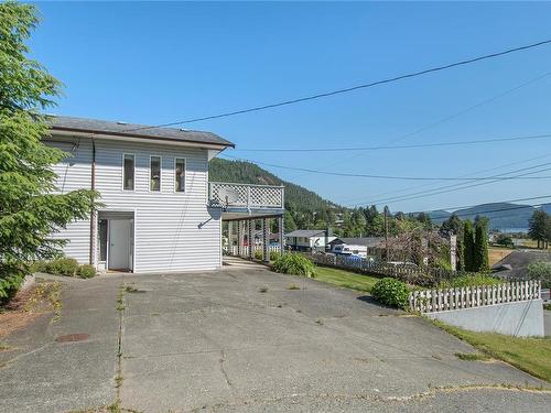 490 Macmillan Dr, Sayward, BC 