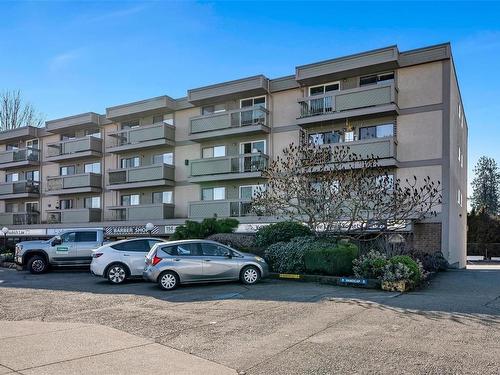 203-156 Government St, Duncan, BC - Outdoor With Balcony With Facade