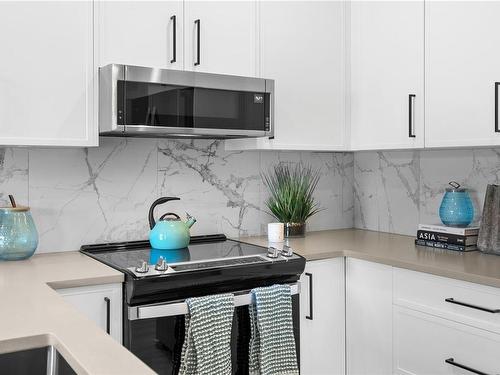 514-1371 Goldstream Ave, Langford, BC - Indoor Photo Showing Kitchen