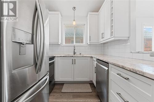 3723 Prairie Court, Windsor, ON - Indoor Photo Showing Kitchen With Double Sink With Upgraded Kitchen