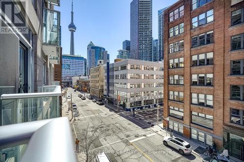 325 - 30 Nelson Street, Toronto (Waterfront Communities), ON - Outdoor