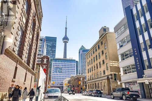 325 - 30 Nelson Street, Toronto (Waterfront Communities), ON - Outdoor With Facade