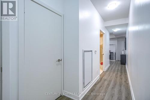 325 - 30 Nelson Street, Toronto (Waterfront Communities), ON - Indoor Photo Showing Other Room